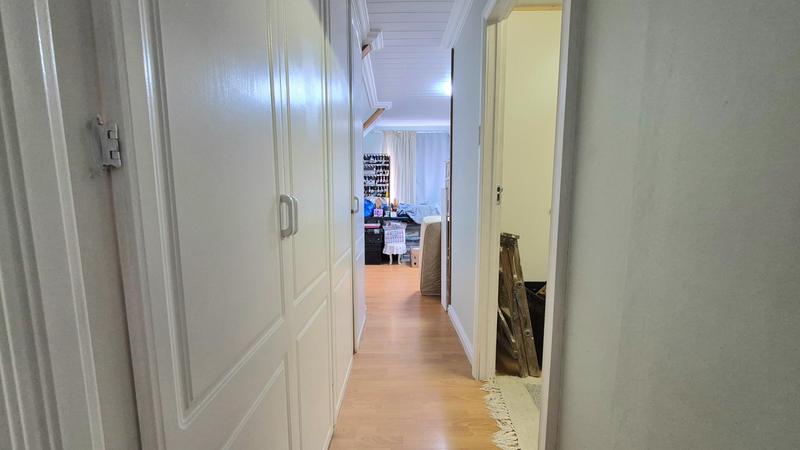 4 Bedroom Property for Sale in Hartenbos Heuwels Western Cape